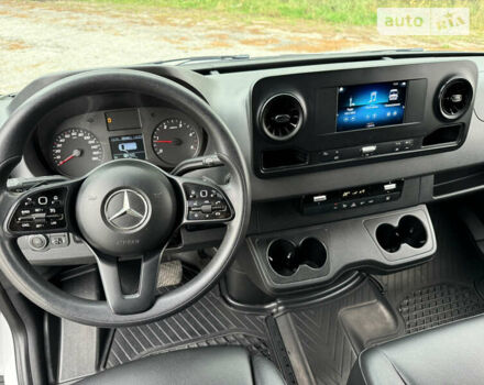 Белый Мерседес Sprinter, объемом двигателя 2.14 л и пробегом 230 тыс. км за 26900 $, фото 18 на Automoto.ua