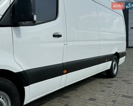 Белый Мерседес Sprinter, объемом двигателя 2.2 л и пробегом 236 тыс. км за 22750 $, фото 24 на Automoto.ua
