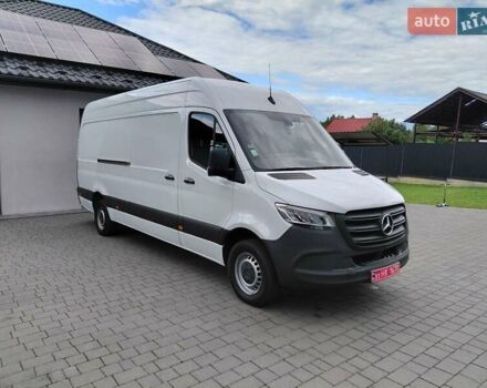 Белый Мерседес Sprinter, объемом двигателя 3 л и пробегом 361 тыс. км за 34000 $, фото 4 на Automoto.ua