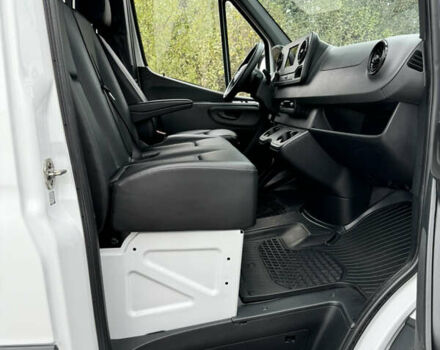 Белый Мерседес Sprinter, объемом двигателя 2.14 л и пробегом 230 тыс. км за 26900 $, фото 14 на Automoto.ua