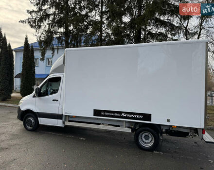 Белый Мерседес Sprinter, объемом двигателя 2.2 л и пробегом 293 тыс. км за 28800 $, фото 8 на Automoto.ua