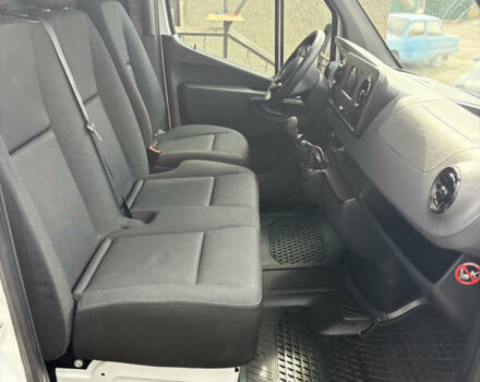 Белый Мерседес Sprinter, объемом двигателя 0 л и пробегом 118 тыс. км за 42566 $, фото 5 на Automoto.ua