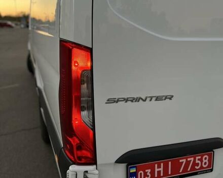 Белый Мерседес Sprinter, объемом двигателя 2.2 л и пробегом 318 тыс. км за 27500 $, фото 11 на Automoto.ua