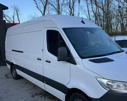 Белый Мерседес Sprinter, объемом двигателя 2.2 л и пробегом 188 тыс. км за 20900 $, фото 2 на Automoto.ua
