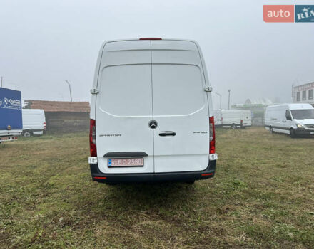 Белый Мерседес Sprinter, объемом двигателя 2.2 л и пробегом 143 тыс. км за 24400 $, фото 13 на Automoto.ua