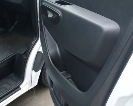 Белый Мерседес Sprinter, объемом двигателя 2.2 л и пробегом 297 тыс. км за 26700 $, фото 19 на Automoto.ua