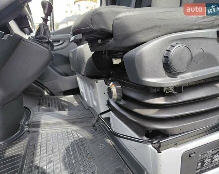 Білий Мерседес Sprinter, об'ємом двигуна 3 л та пробігом 360 тис. км за 33098 $, фото 30 на Automoto.ua