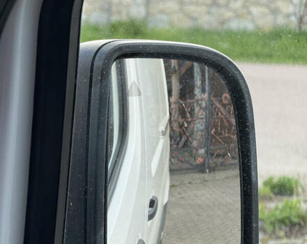 Белый Мерседес Sprinter, объемом двигателя 2 л и пробегом 156 тыс. км за 38653 $, фото 14 на Automoto.ua
