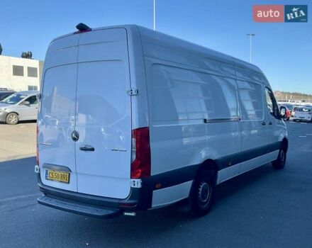 Белый Мерседес Sprinter, объемом двигателя 2.14 л и пробегом 295 тыс. км за 25800 $, фото 3 на Automoto.ua