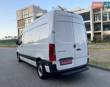 Белый Мерседес Sprinter, объемом двигателя 2.2 л и пробегом 267 тыс. км за 20999 $, фото 5 на Automoto.ua