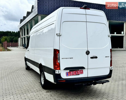 Белый Мерседес Sprinter, объемом двигателя 3 л и пробегом 280 тыс. км за 36700 $, фото 11 на Automoto.ua