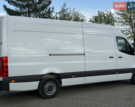 Белый Мерседес Sprinter, объемом двигателя 2 л и пробегом 156 тыс. км за 38653 $, фото 6 на Automoto.ua