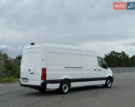 Белый Мерседес Sprinter, объемом двигателя 2.2 л и пробегом 300 тыс. км за 25900 $, фото 52 на Automoto.ua