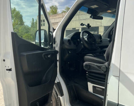 Белый Мерседес Sprinter, объемом двигателя 2.99 л и пробегом 32 тыс. км за 49900 $, фото 12 на Automoto.ua