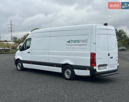 Белый Мерседес Sprinter, объемом двигателя 2.14 л и пробегом 433 тыс. км за 27900 $, фото 4 на Automoto.ua