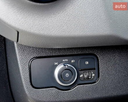 Белый Мерседес Sprinter, объемом двигателя 2.1 л и пробегом 144 тыс. км за 28500 $, фото 15 на Automoto.ua