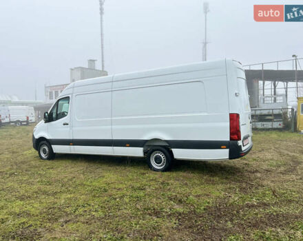 Белый Мерседес Sprinter, объемом двигателя 2.2 л и пробегом 143 тыс. км за 24400 $, фото 7 на Automoto.ua