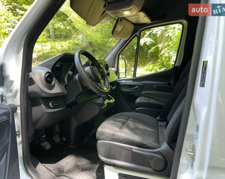 Белый Мерседес Sprinter, объемом двигателя 2.99 л и пробегом 127 тыс. км за 41000 $, фото 23 на Automoto.ua