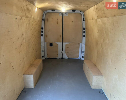 Белый Мерседес Sprinter, объемом двигателя 3 л и пробегом 300 тыс. км за 37500 $, фото 23 на Automoto.ua