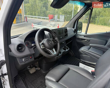 Белый Мерседес Sprinter, объемом двигателя 3 л и пробегом 69 тыс. км за 46999 $, фото 11 на Automoto.ua