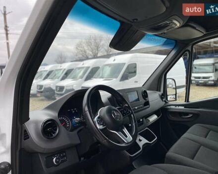 Белый Мерседес Sprinter, объемом двигателя 0 л и пробегом 198 тыс. км за 27850 $, фото 39 на Automoto.ua