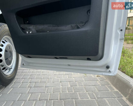 Белый Мерседес Sprinter, объемом двигателя 2.2 л и пробегом 267 тыс. км за 20999 $, фото 55 на Automoto.ua