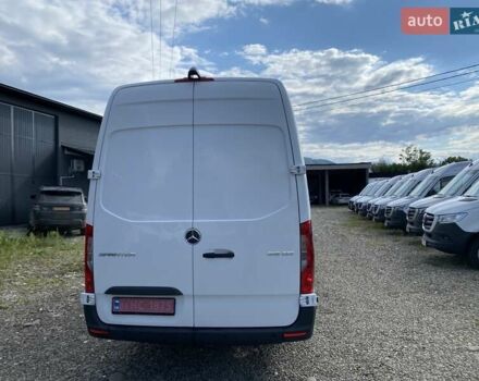 Белый Мерседес Sprinter, объемом двигателя 2.2 л и пробегом 194 тыс. км за 28950 $, фото 6 на Automoto.ua