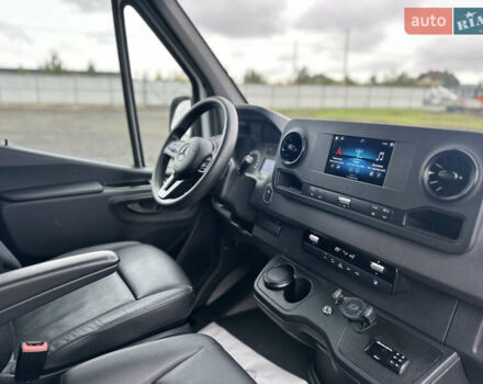 Белый Мерседес Sprinter, объемом двигателя 2.14 л и пробегом 433 тыс. км за 27900 $, фото 32 на Automoto.ua