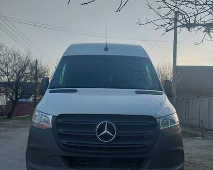 Белый Мерседес Sprinter, объемом двигателя 2.2 л и пробегом 297 тыс. км за 26700 $, фото 3 на Automoto.ua