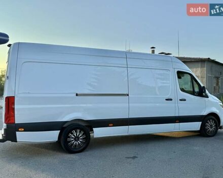 Белый Мерседес Sprinter, объемом двигателя 0 л и пробегом 290 тыс. км за 25000 $, фото 75 на Automoto.ua