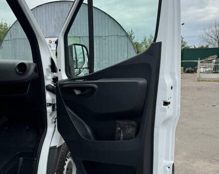 Белый Мерседес Sprinter, объемом двигателя 2.2 л и пробегом 276 тыс. км за 26800 $, фото 28 на Automoto.ua