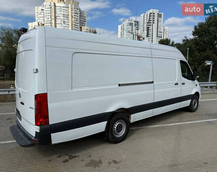 Белый Мерседес Sprinter, объемом двигателя 3 л и пробегом 69 тыс. км за 46999 $, фото 4 на Automoto.ua