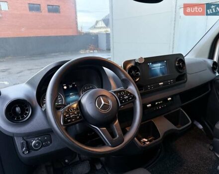 Мерседес Sprinter 2020 в Киеве на Automoto.ua Белый Мерседес Sprinter, объемом двигателя 2.2 л и пробегом 288 тыс. км за 23850 $, фото 19 на Automoto.ua