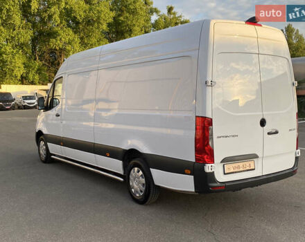 Белый Мерседес Sprinter, объемом двигателя 1.99 л и пробегом 253 тыс. км за 27500 $, фото 10 на Automoto.ua