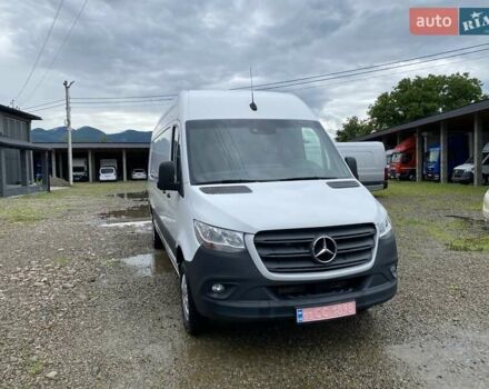 Белый Мерседес Sprinter, объемом двигателя 2.2 л и пробегом 148 тыс. км за 23999 $, фото 3 на Automoto.ua