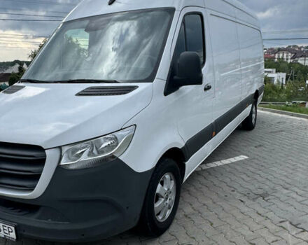 Белый Мерседес Sprinter, объемом двигателя 2.14 л и пробегом 147 тыс. км за 32818 $, фото 1 на Automoto.ua