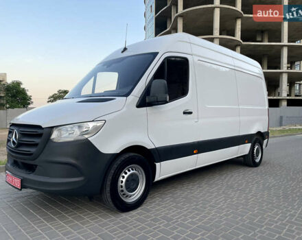 Белый Мерседес Sprinter, объемом двигателя 2.2 л и пробегом 267 тыс. км за 20999 $, фото 11 на Automoto.ua