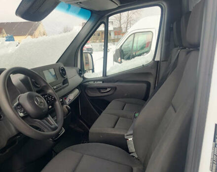 Белый Мерседес Sprinter, объемом двигателя 2.14 л и пробегом 228 тыс. км за 23999 $, фото 1 на Automoto.ua