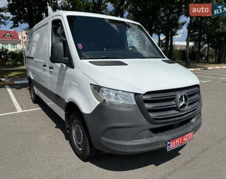 Белый Мерседес Sprinter, объемом двигателя 2.14 л и пробегом 188 тыс. км за 24900 $, фото 1 на Automoto.ua