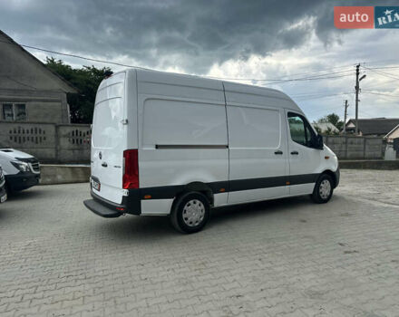 Белый Мерседес Sprinter, объемом двигателя 2.14 л и пробегом 290 тыс. км за 23070 $, фото 3 на Automoto.ua