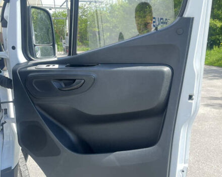 Белый Мерседес Sprinter, объемом двигателя 2.14 л и пробегом 164 тыс. км за 27200 $, фото 9 на Automoto.ua