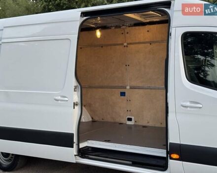 Белый Мерседес Sprinter, объемом двигателя 2.2 л и пробегом 267 тыс. км за 28900 $, фото 50 на Automoto.ua