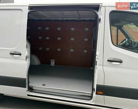 Белый Мерседес Sprinter, объемом двигателя 2.2 л и пробегом 287 тыс. км за 24850 $, фото 45 на Automoto.ua