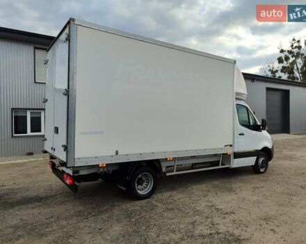 Белый Мерседес Sprinter, объемом двигателя 2.14 л и пробегом 102 тыс. км за 27900 $, фото 5 на Automoto.ua