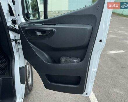 Білий Мерседес Sprinter, об'ємом двигуна 2.2 л та пробігом 243 тис. км за 25800 $, фото 58 на Automoto.ua