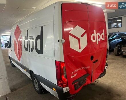 Белый Мерседес Sprinter, объемом двигателя 0 л и пробегом 215 тыс. км за 10713 $, фото 41 на Automoto.ua