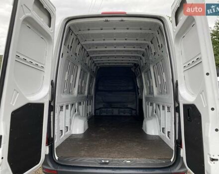 Белый Мерседес Sprinter, объемом двигателя 2.2 л и пробегом 148 тыс. км за 23999 $, фото 28 на Automoto.ua