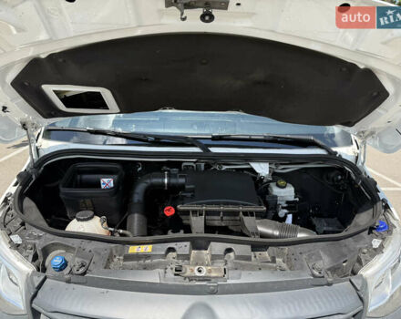 Белый Мерседес Sprinter, объемом двигателя 2.14 л и пробегом 188 тыс. км за 24900 $, фото 19 на Automoto.ua