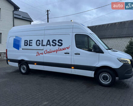 Белый Мерседес Sprinter, объемом двигателя 2.1 л и пробегом 366 тыс. км за 27800 $, фото 5 на Automoto.ua