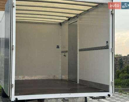 Белый Мерседес Sprinter, объемом двигателя 2.2 л и пробегом 254 тыс. км за 24500 $, фото 70 на Automoto.ua